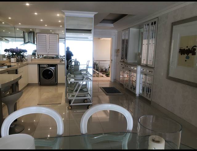 3 BEDROOM APARTMENT FOR SALE IN UMHLANGA CENTRAL